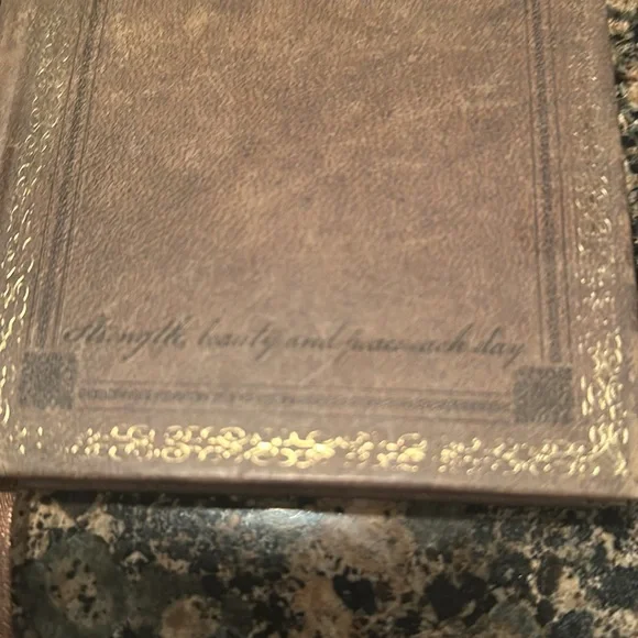 Willow Tree Tall Carved Figure Love of Nature - Picture 5 of 9